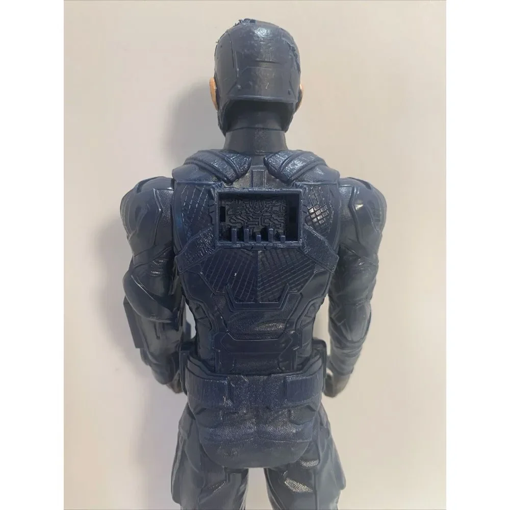 Captain America  Action Figure 12